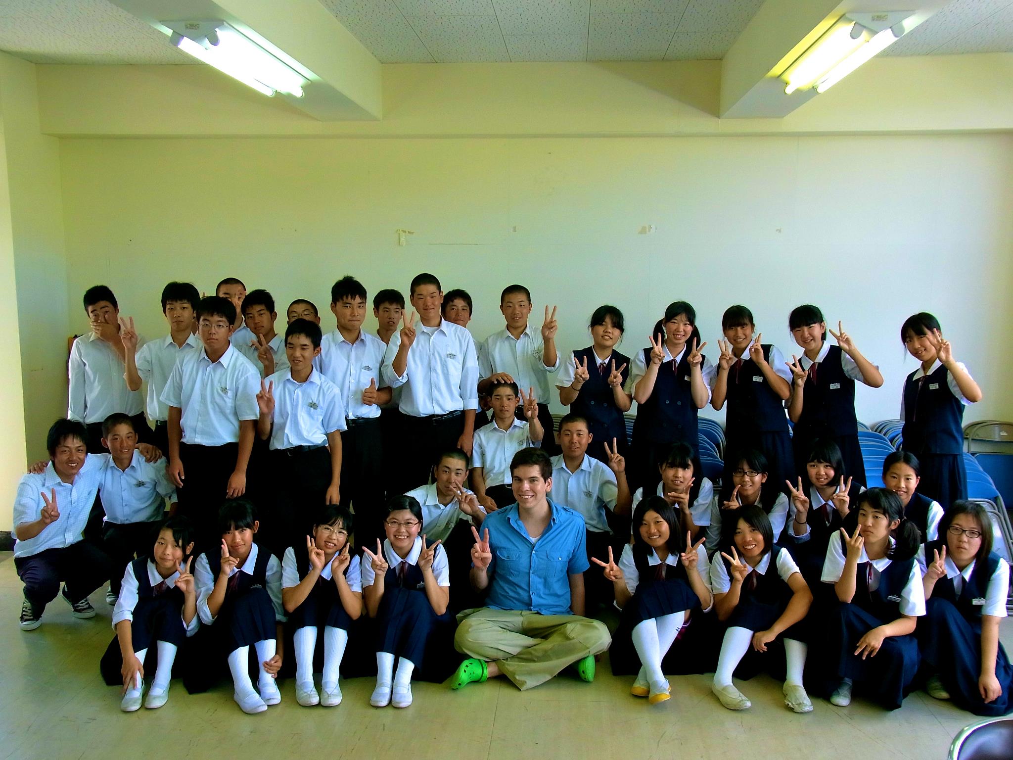 Kyle Herrera as JET ALT with his class in Hyogo Prefecture